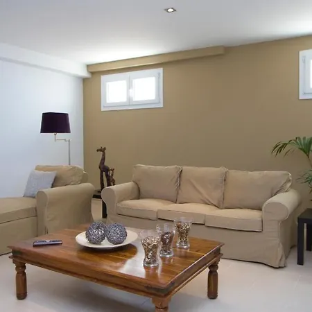 Coral بويرتو ذيل كارمين