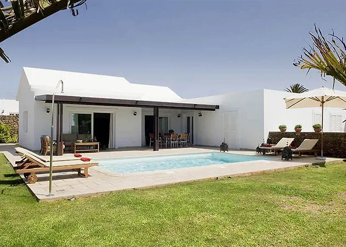 Coral Puerto del Carmen (Lanzarote)